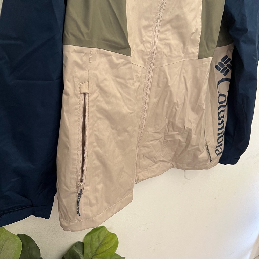 Columbia Rain Shell - image 4